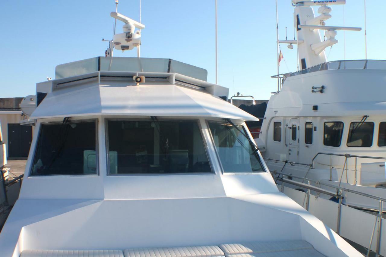 Your Own Private Yacht Sant Adria de Besos Exterior foto
